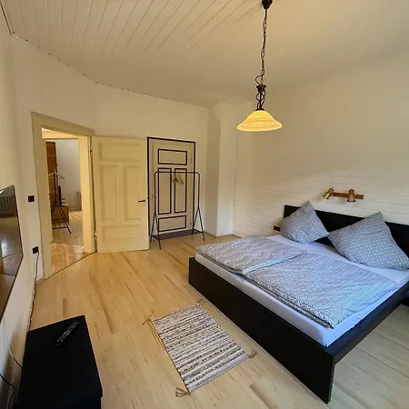 Ferien Und Arbeiten Am Hasten *